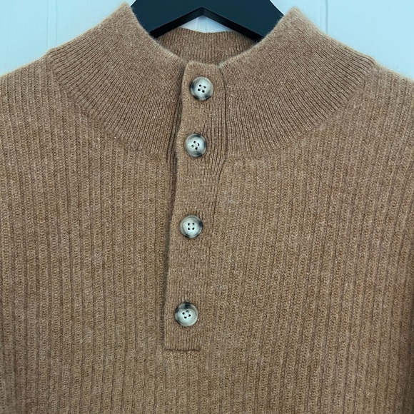 Saks Fifth Avenue Cashmere Sweater - Picture 2 of 3